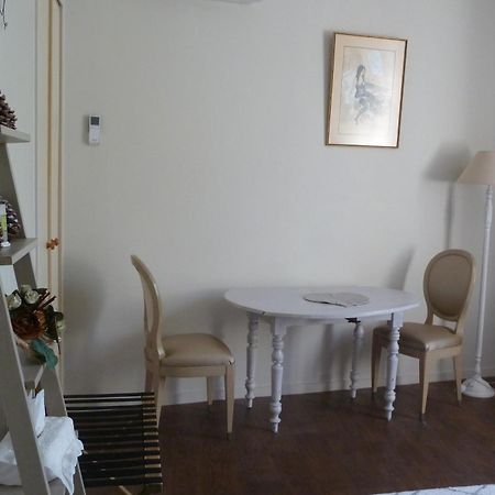 Chambre D'Hotes De L'Abricotier Saint-Macaire Exterior photo